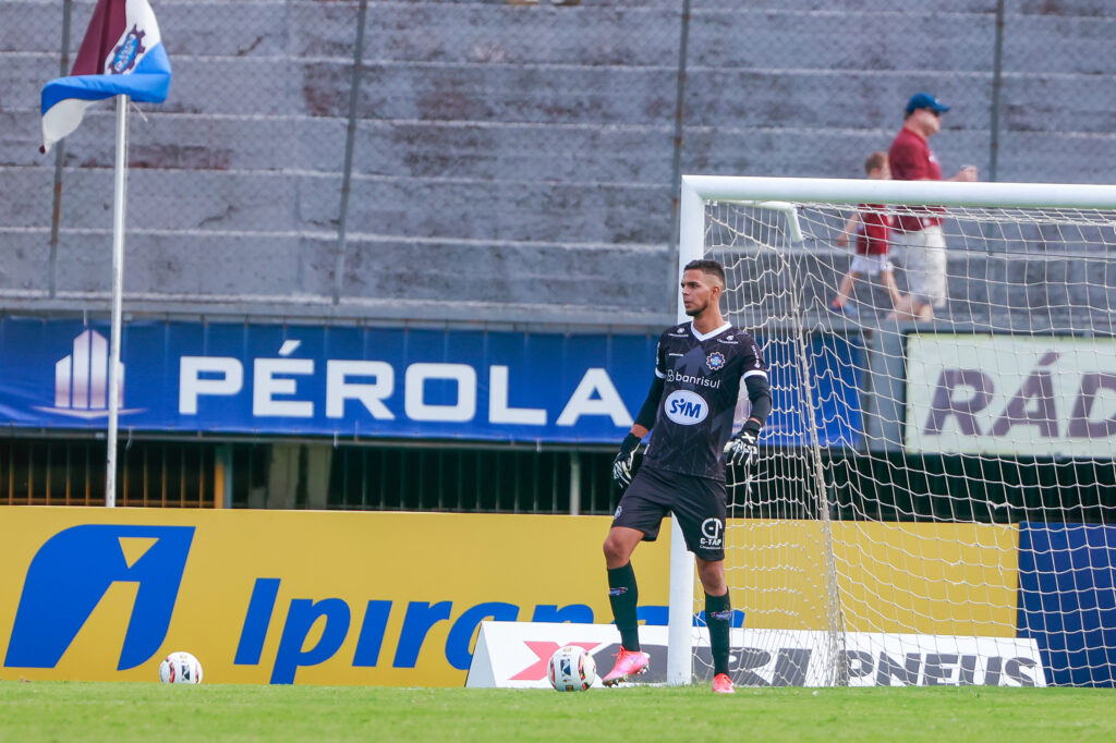 Caxias-RS joga contra o Inter